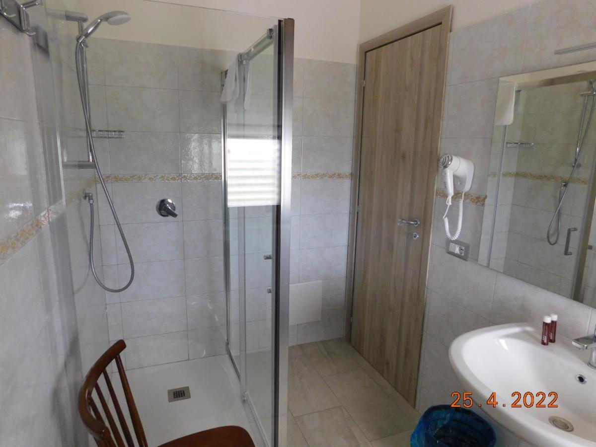 B&B Divino Càbras Extérieur photo