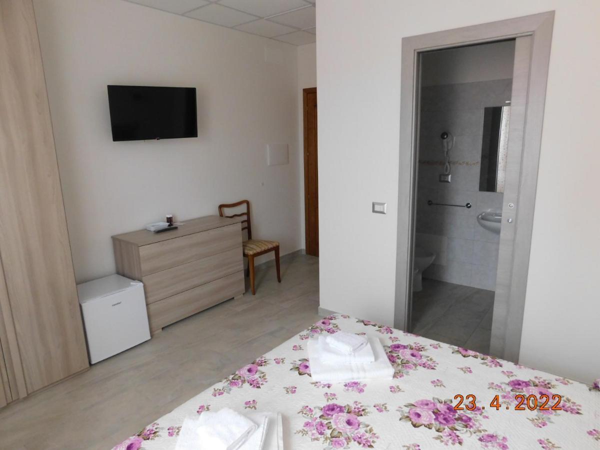 B&B Divino Càbras Extérieur photo